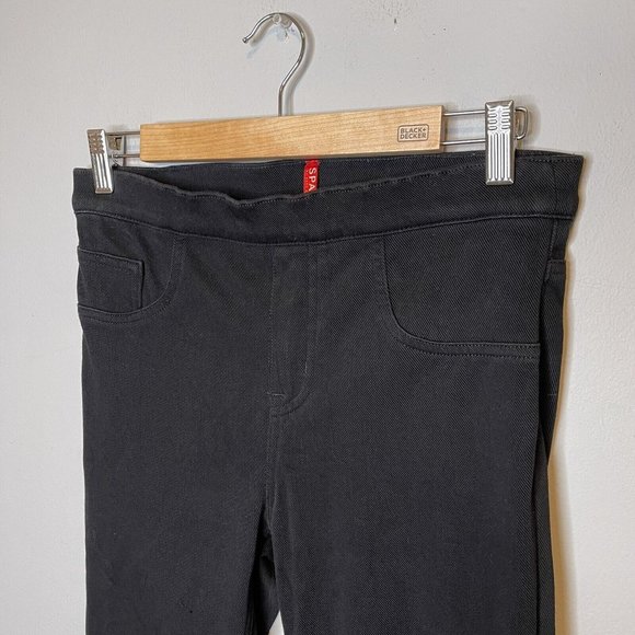 Spanx Pull On Jeans Size Medium Black Slimming Ankle Skinny Pants Stretch - Picture 3 of 7